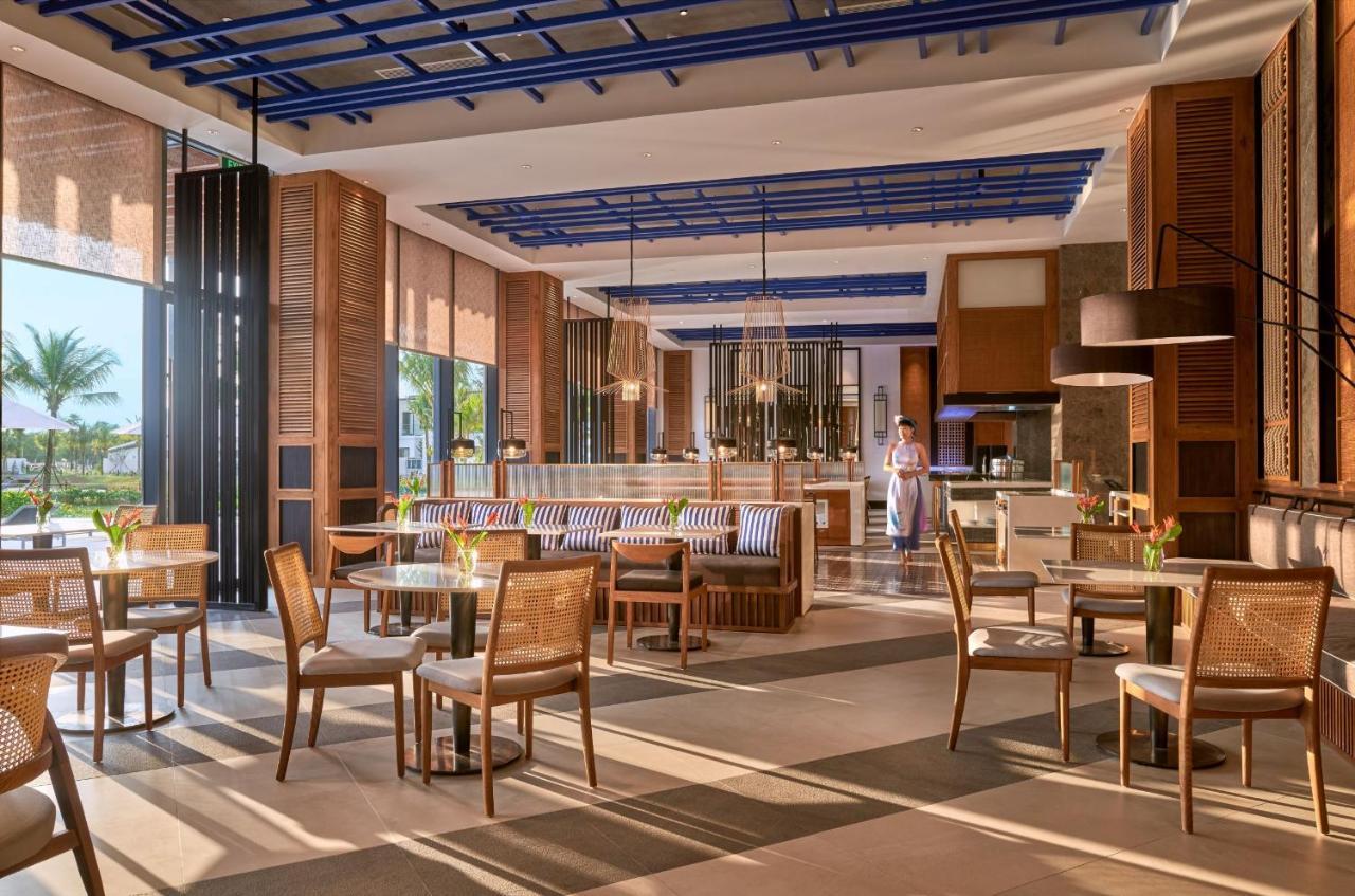 Moevenpick Villas & Residences Дуонг-Донг Экстерьер фото The restaurant